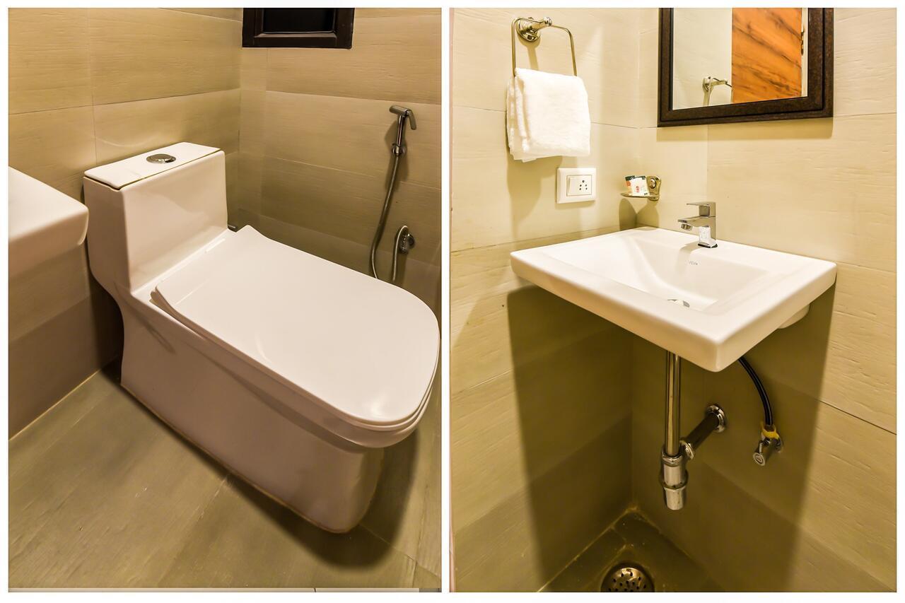 CAPITAL O 19133 Oak Tree Hotell New Delhi Eksteriør bilde